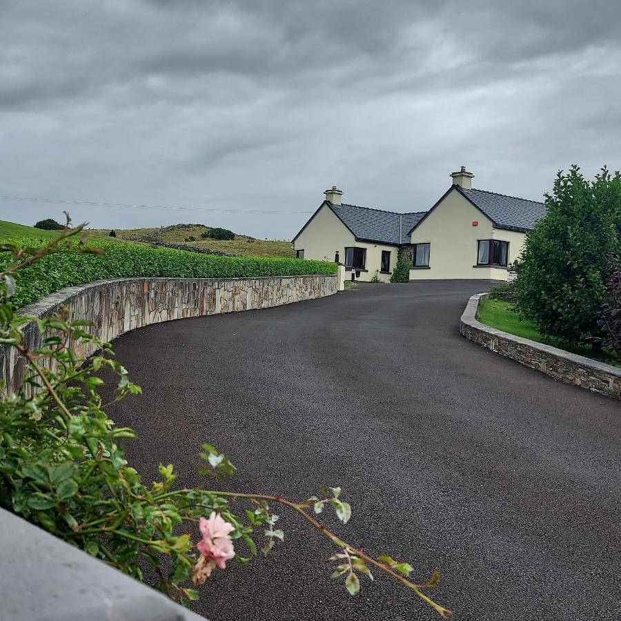 Ros Na Gcloch Bed & Breakfast Westport Exterior photo